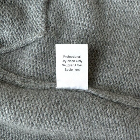 NEW ALICE OLIVIA Sweater Dress Girl’s Sz.5-6 Gray Angora Knit Front Buttons - Picture 9 of 11